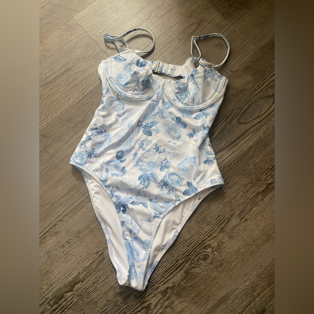 Cute xs vs swimwear